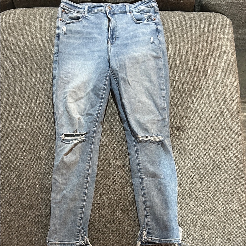 American Eagle Outfitters Light Blue Distressed Jeans